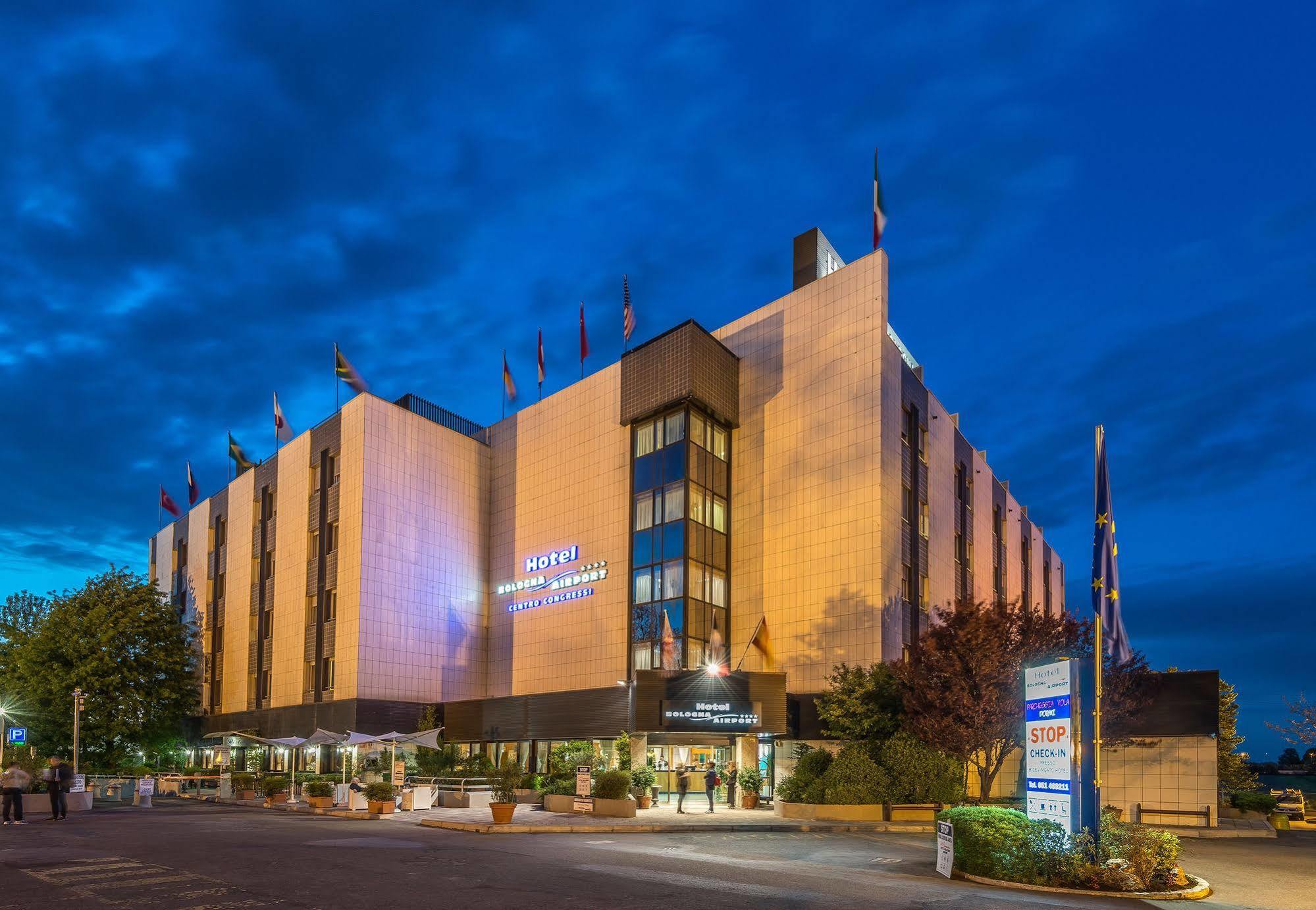 Hotel Airport 4*