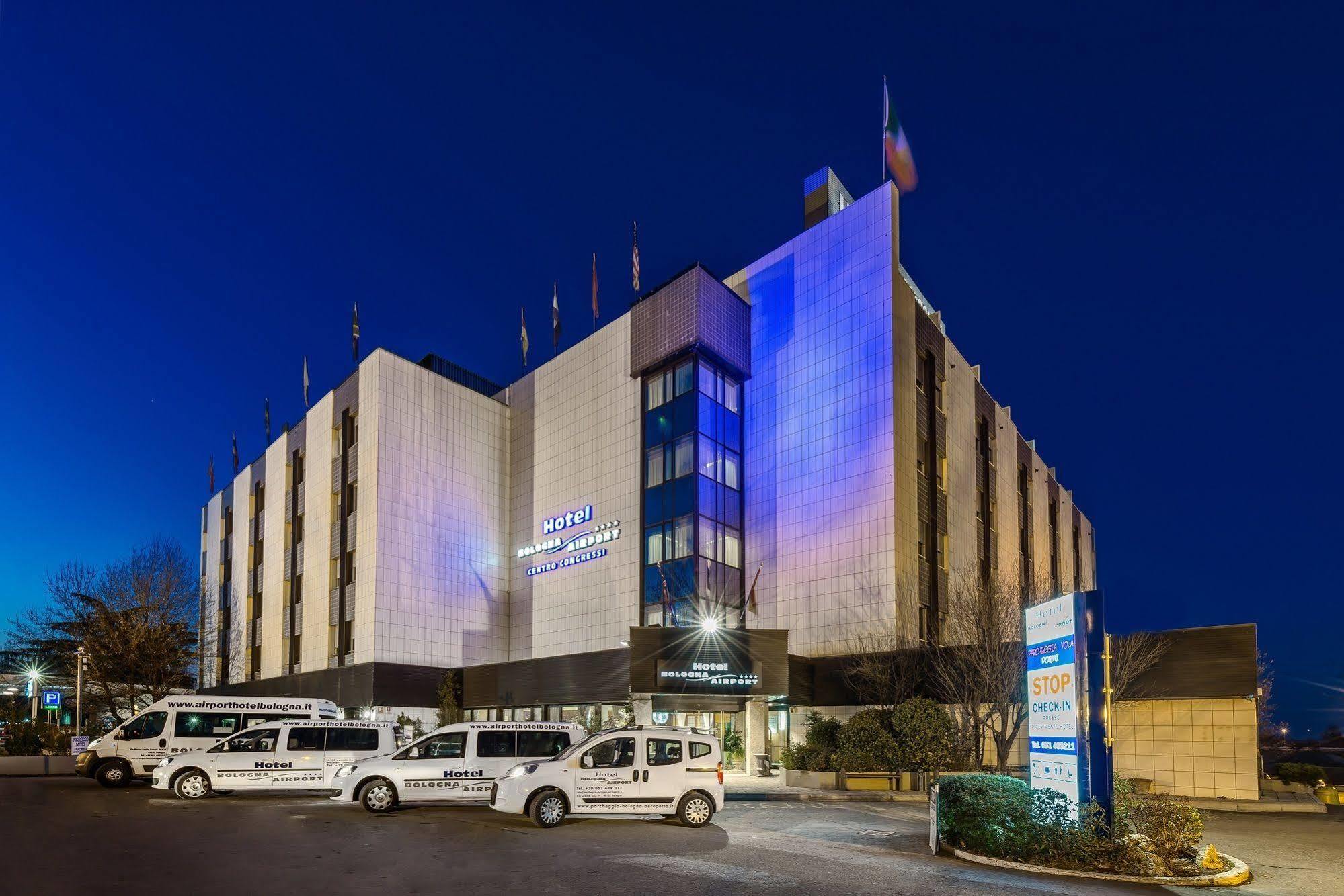 Airport Hotel