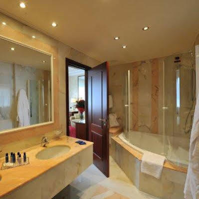 Internazionale Hotel 4*