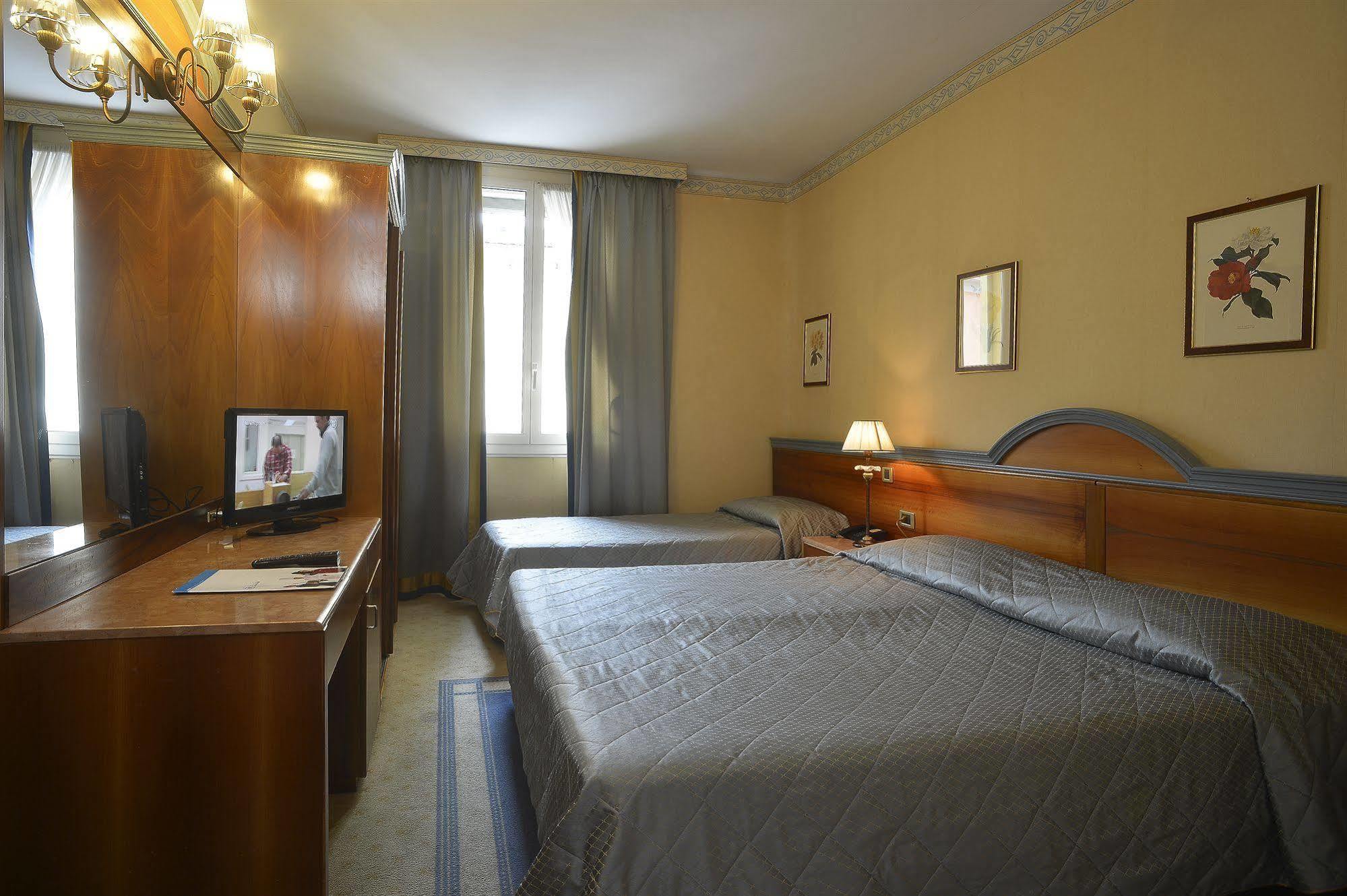 Hotel Zanhotel Regina 3*