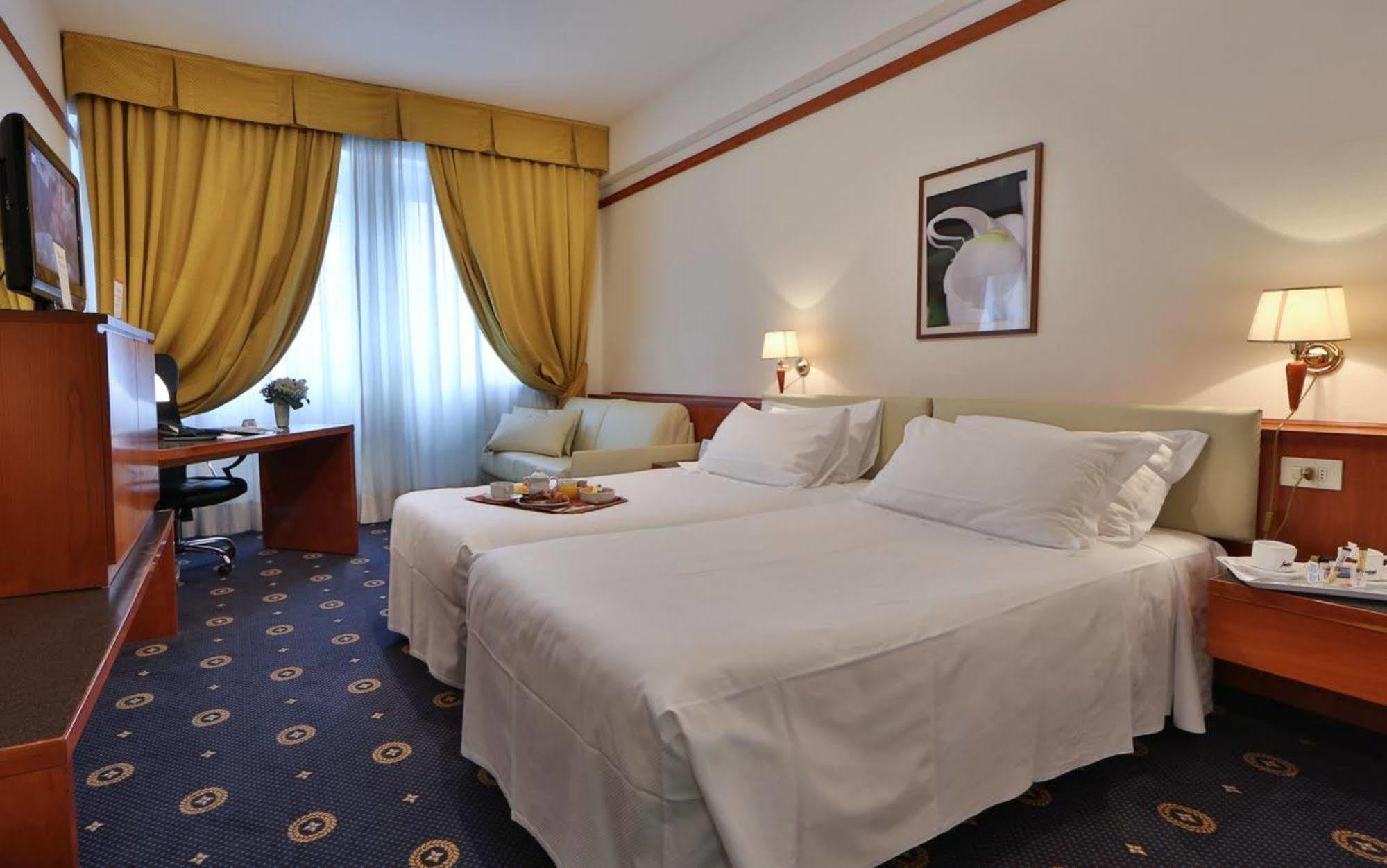 Western Hotel