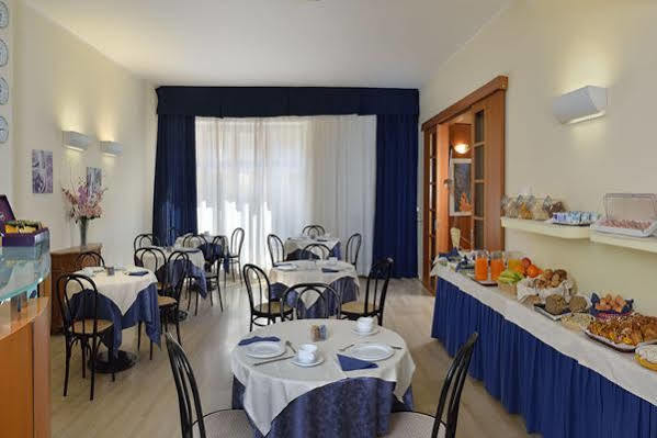 Astor Hotel 3*