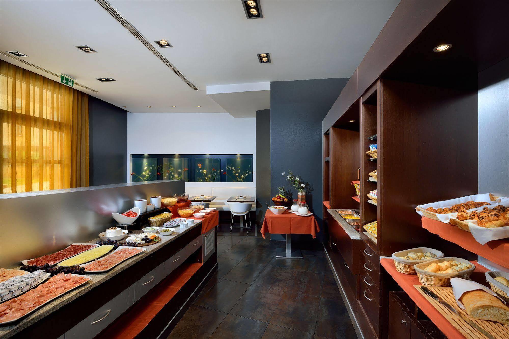 Savhotel Fiera 4* Bologna