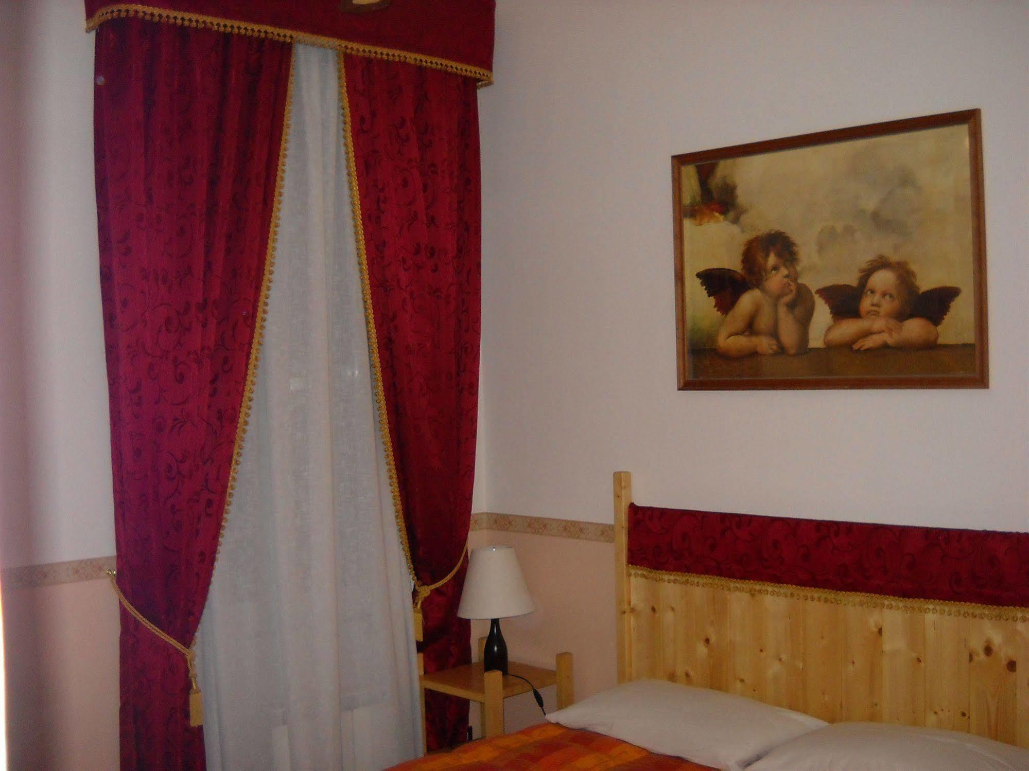 Hope Bed and breakfast 2*