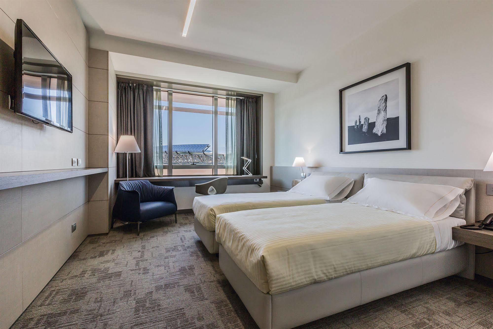 Unahotels San Vitale Hotel 4*