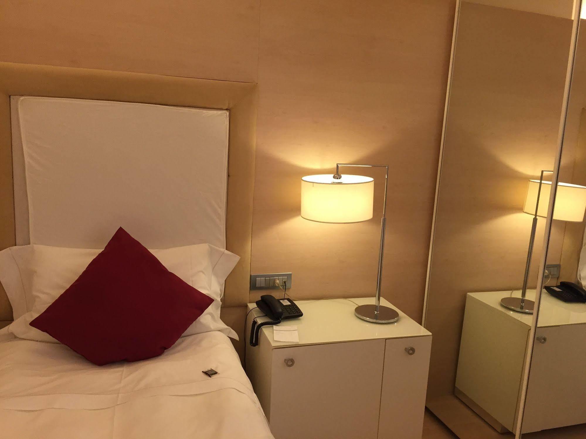 Smy Hotel 4*