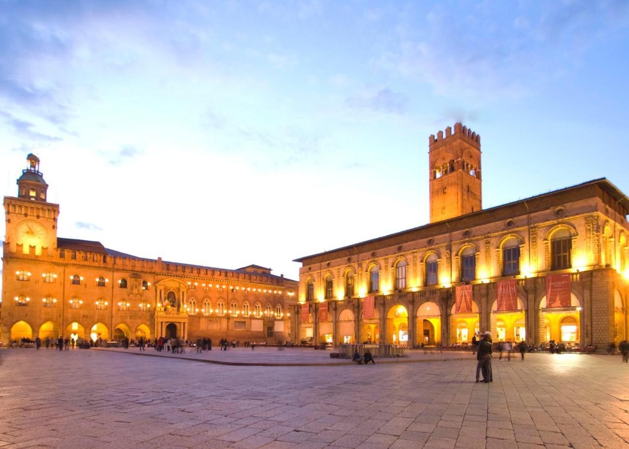 Touring 4* Bologna