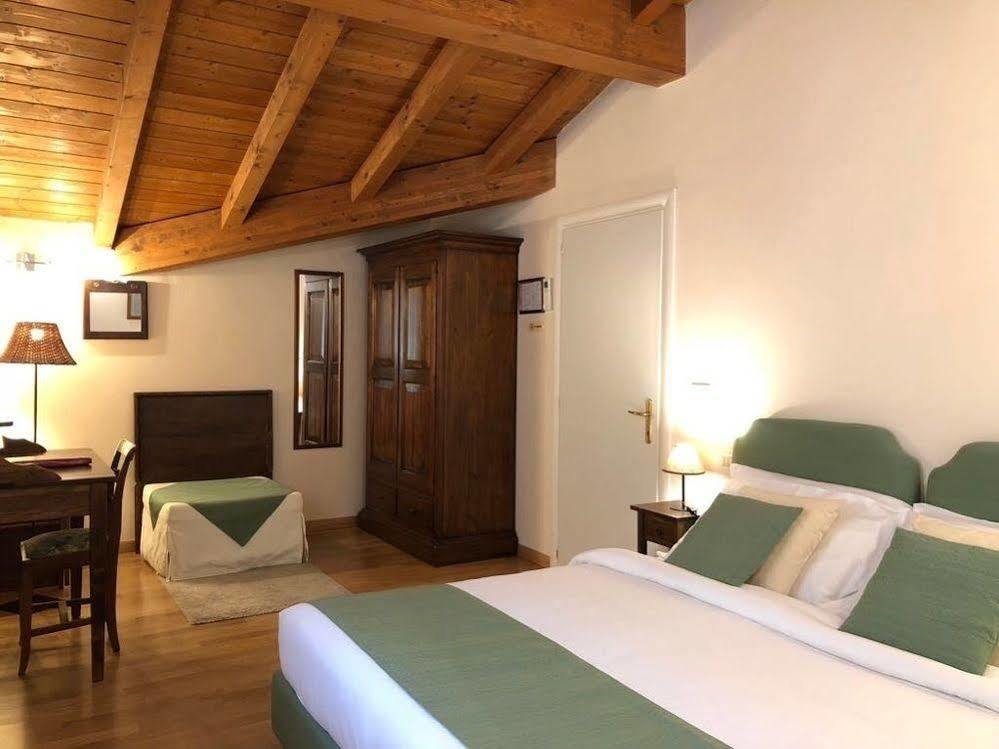 Affittacamere Casa Miramonte 2*