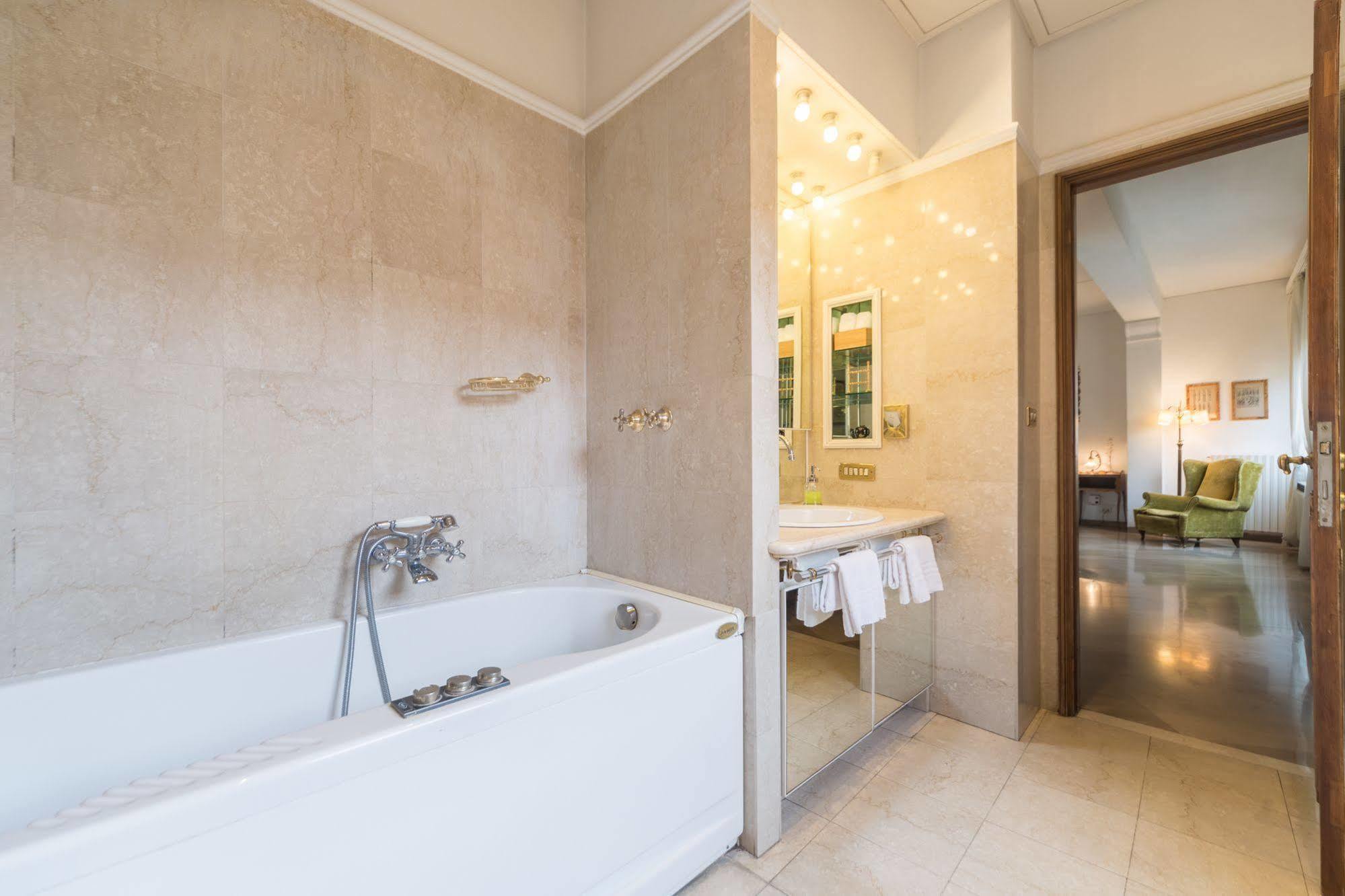 Cristina Rossi Bed & Breakfast 3*