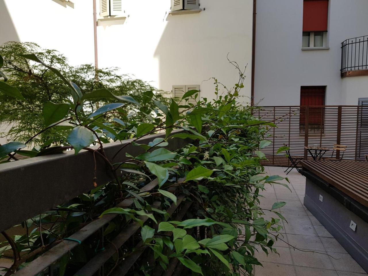 Almarossa Apartahotel 2*