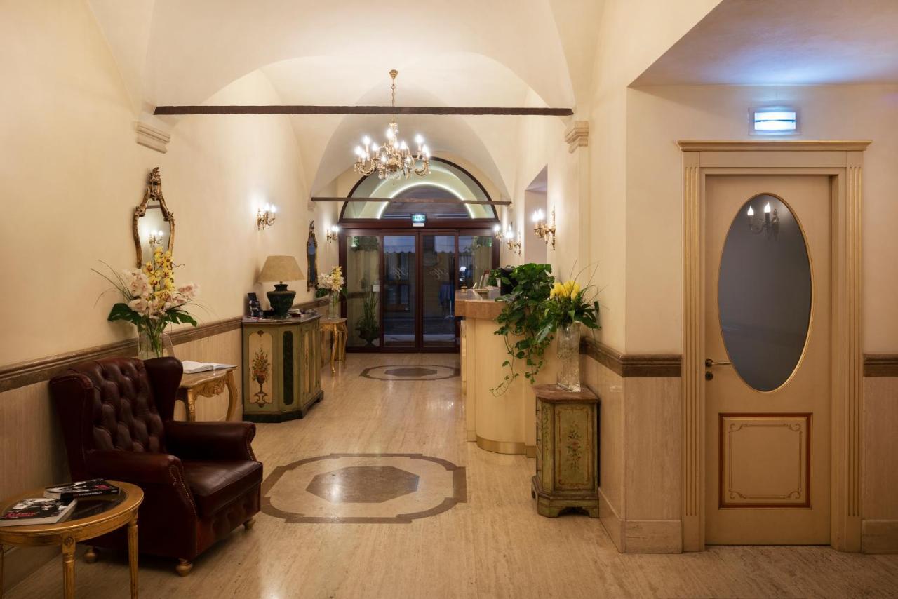 Hotel Cavour