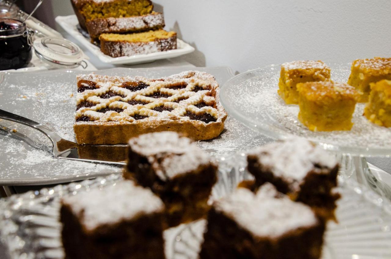 Bed & Breakfast Torte & Lini
