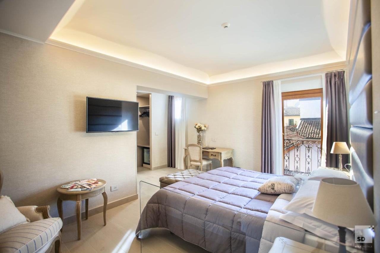 Cavour 3*