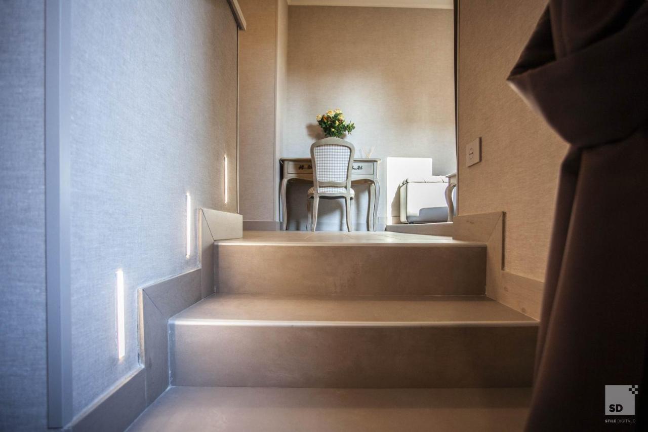 Cavour 3* Bologna