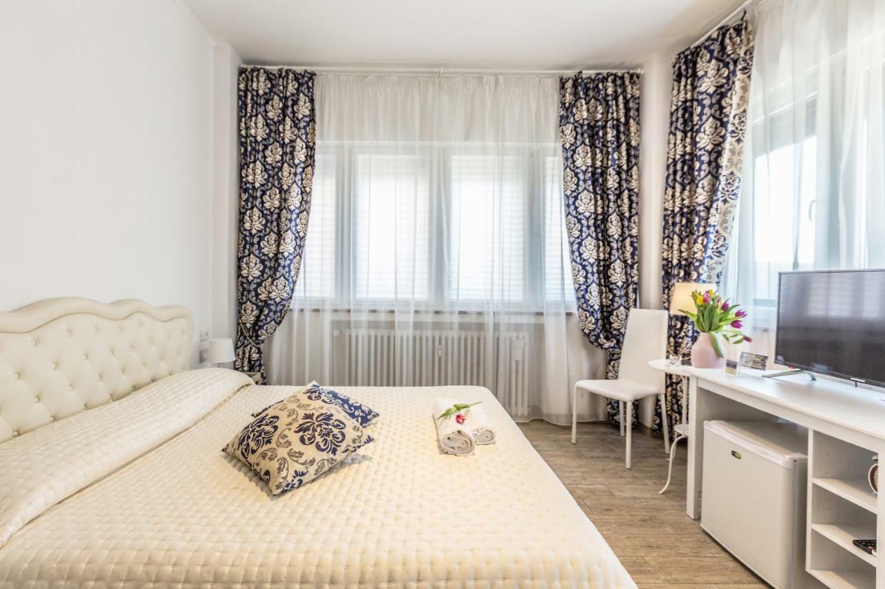 Guest house Central City Rooms 3*