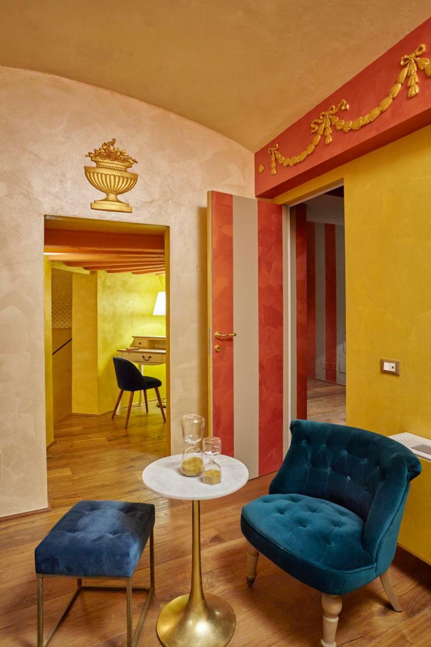 Palazzo Di Alcina - Residenza D'epoca - Luxury Bed & Breakfast