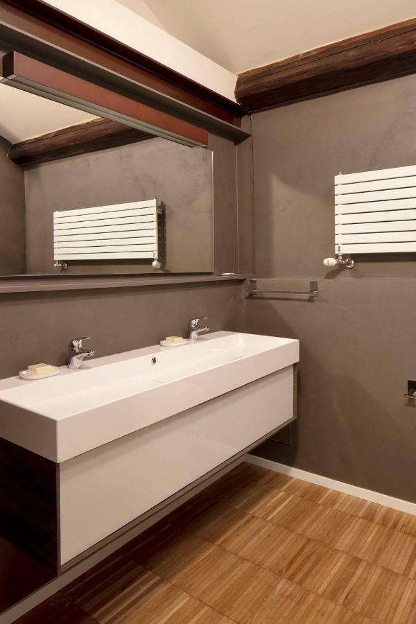 Mitodea - Residenza D'epoca Bologna