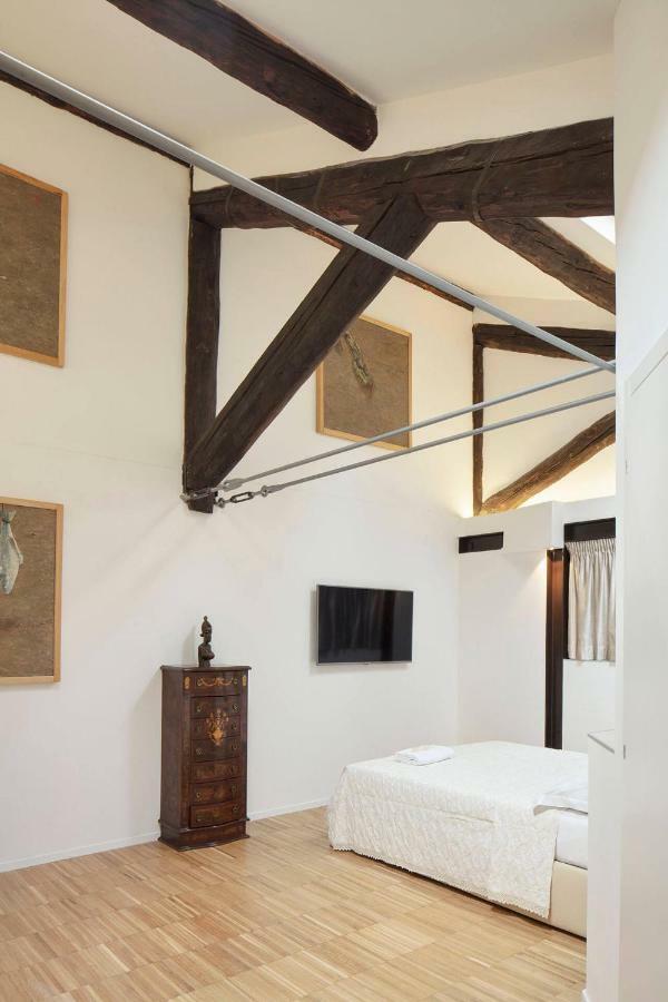 Mitodea - Residenza D'epoca 2*