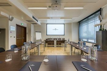 Unahotels San Vitale Hotel 4*