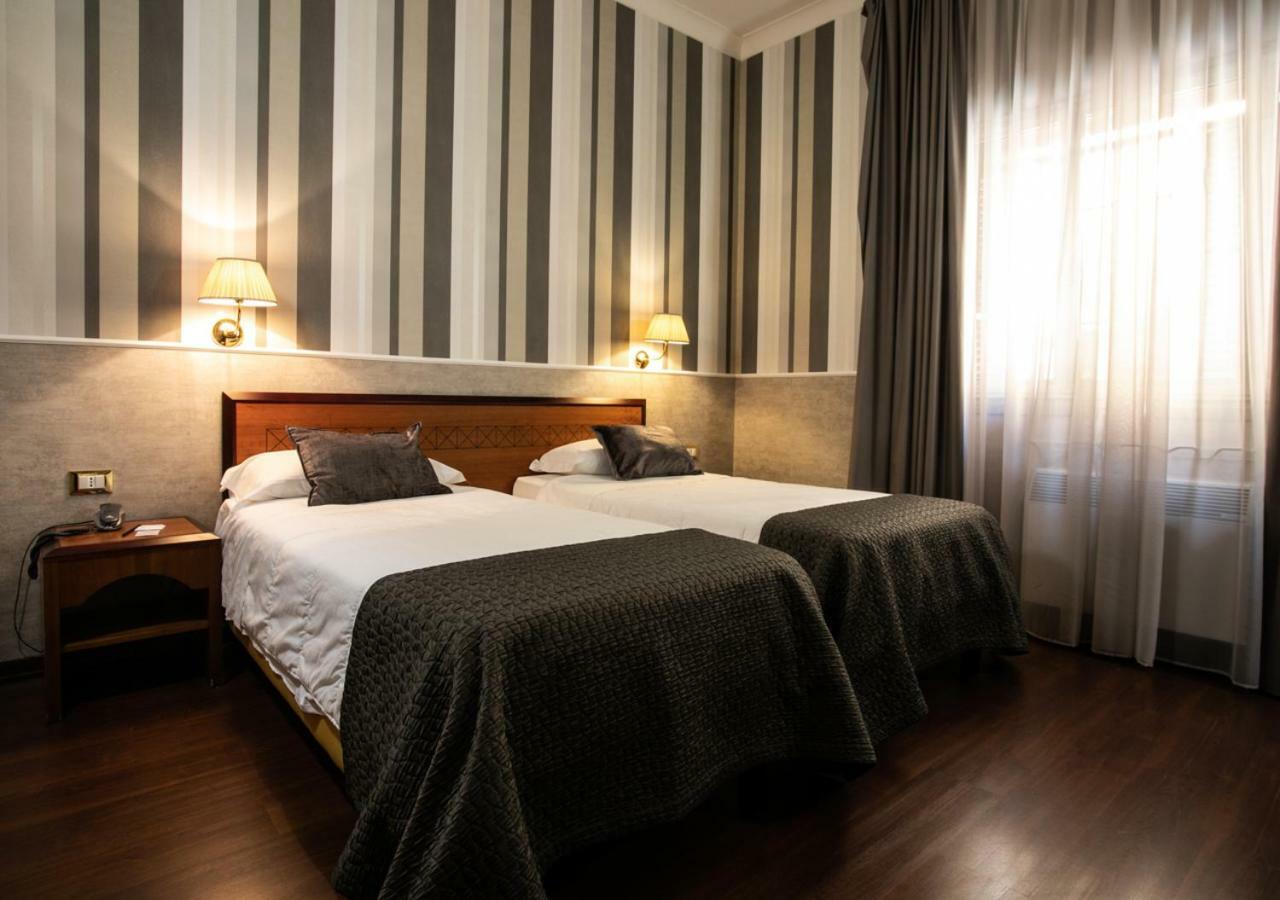 Astoria Hotel