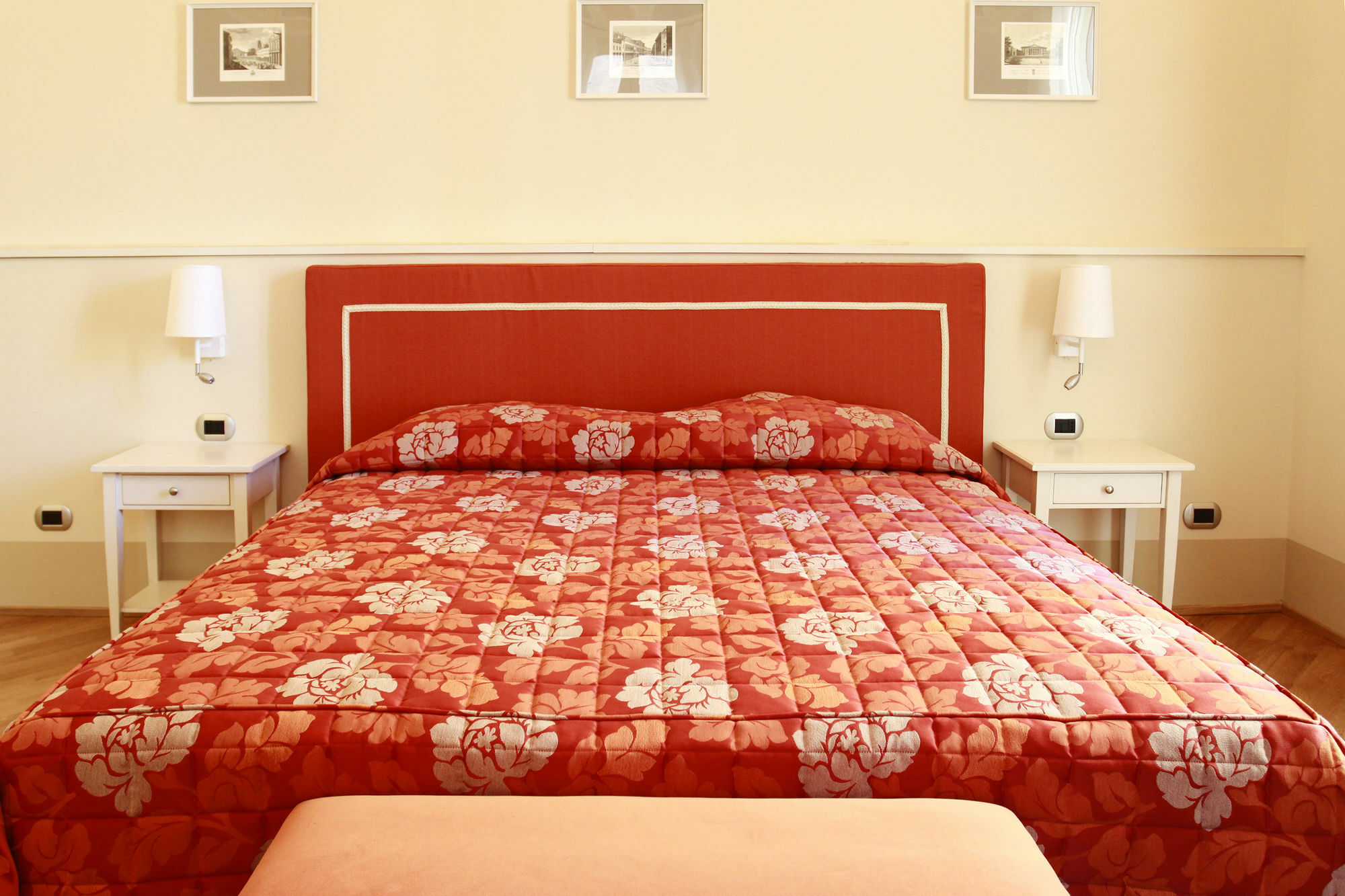 Casa Isolani Luxury Piazza Maggiore Bolonia