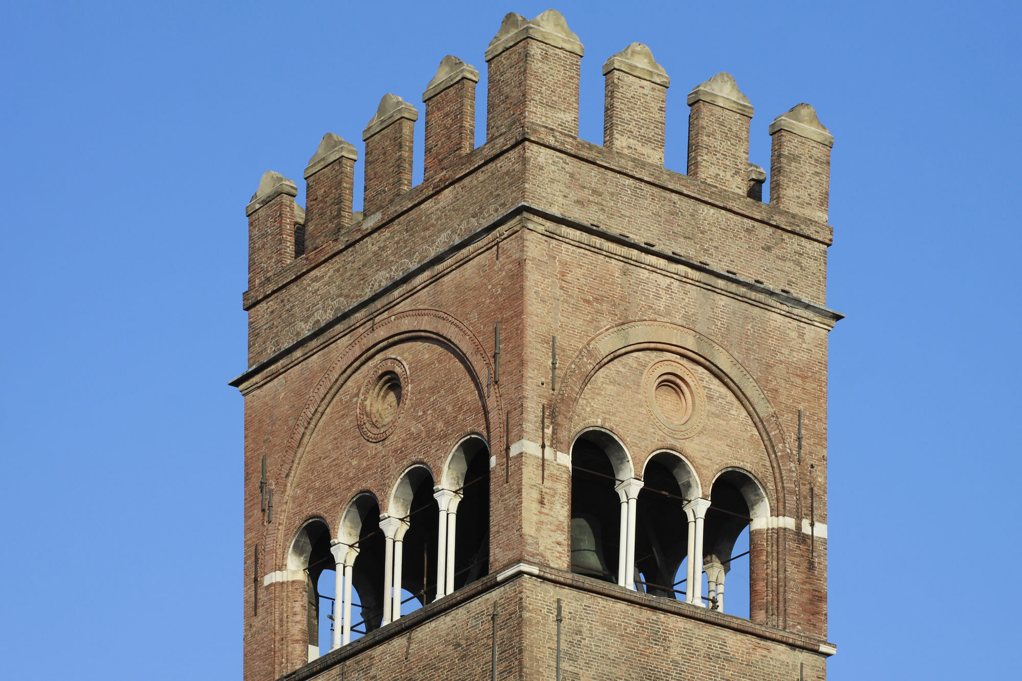 Casa Isolani Luxury Piazza Maggiore Pensión 2*
