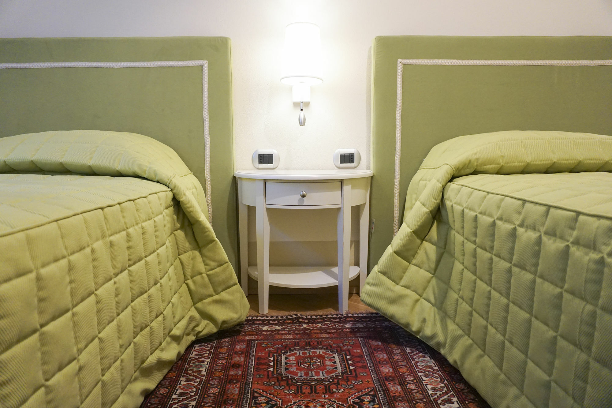 Casa Isolani Luxury Rooms Piazza Maggiore Gasthof 2*