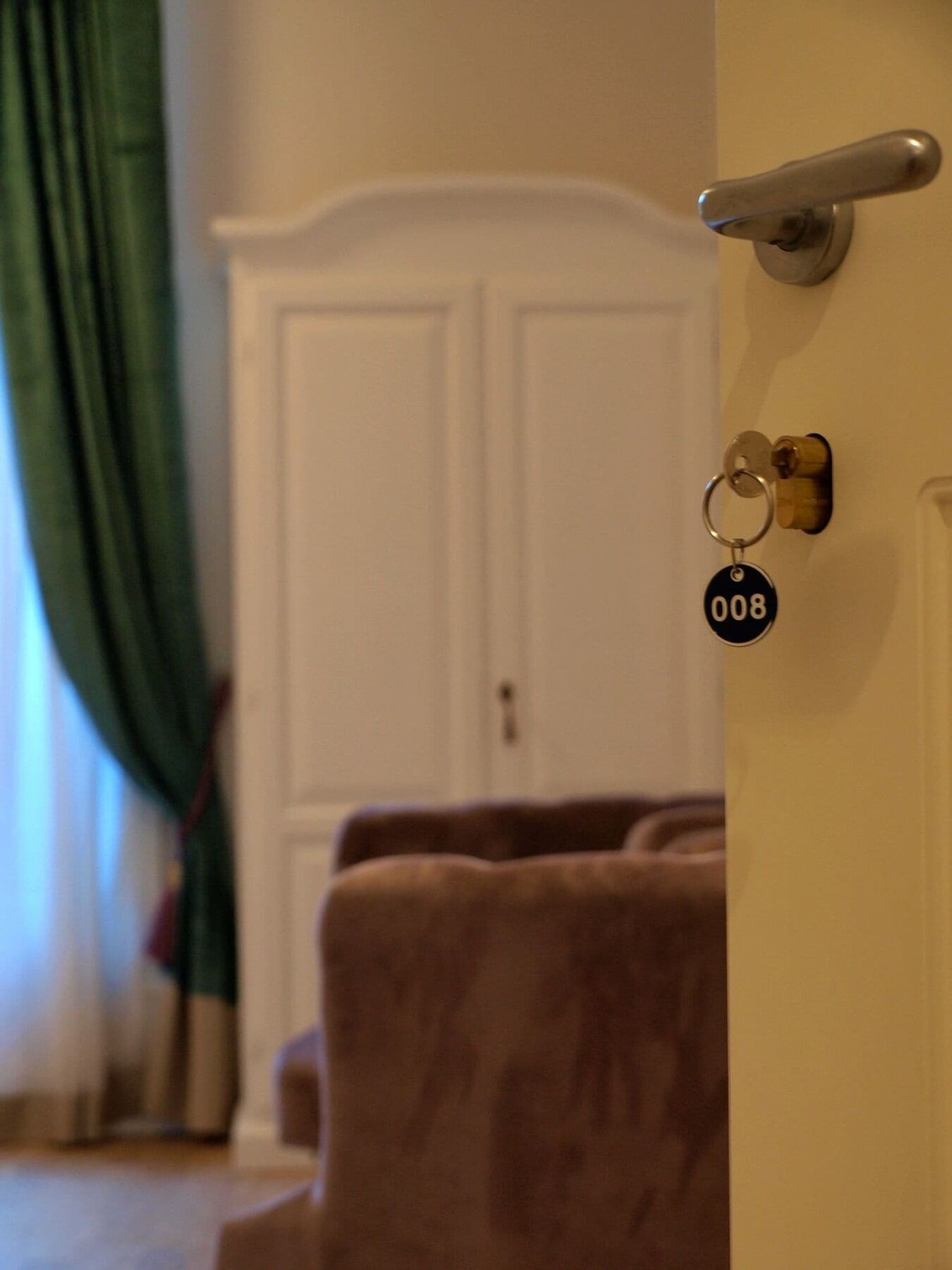 Cosmopolitan Guest house 3*