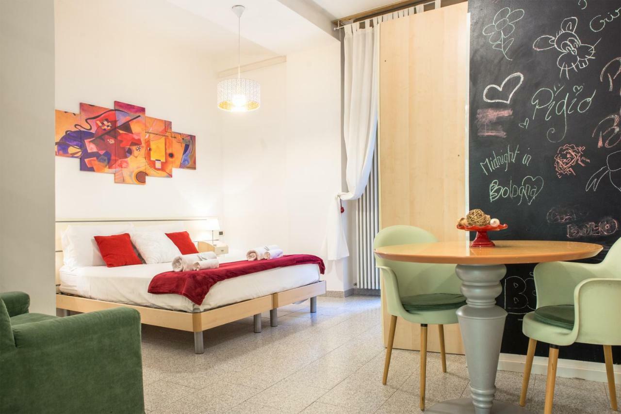 Lejlighed 8- Tourist House - Light House - Self Check-in Bologna