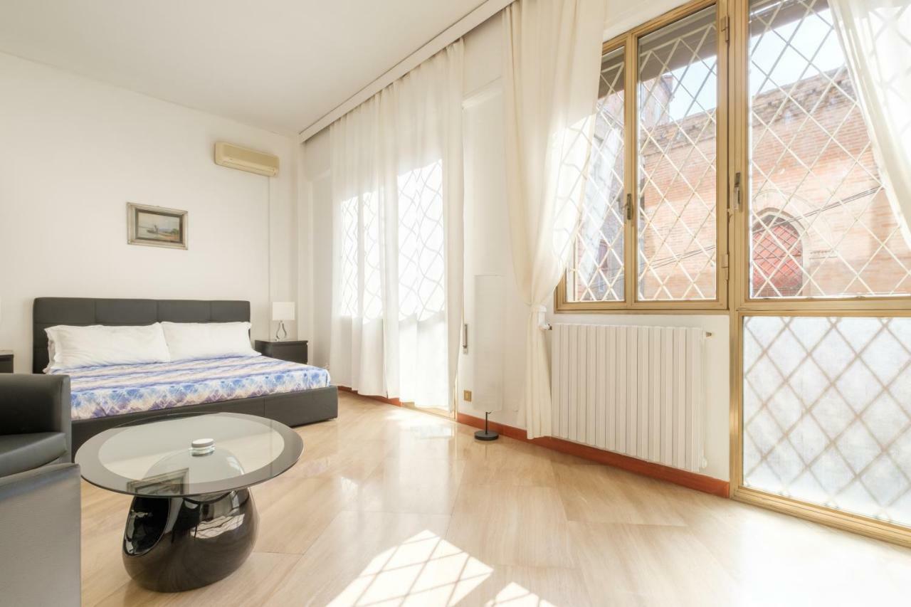 Bed & Breakfast Cristina Rossi Bologna