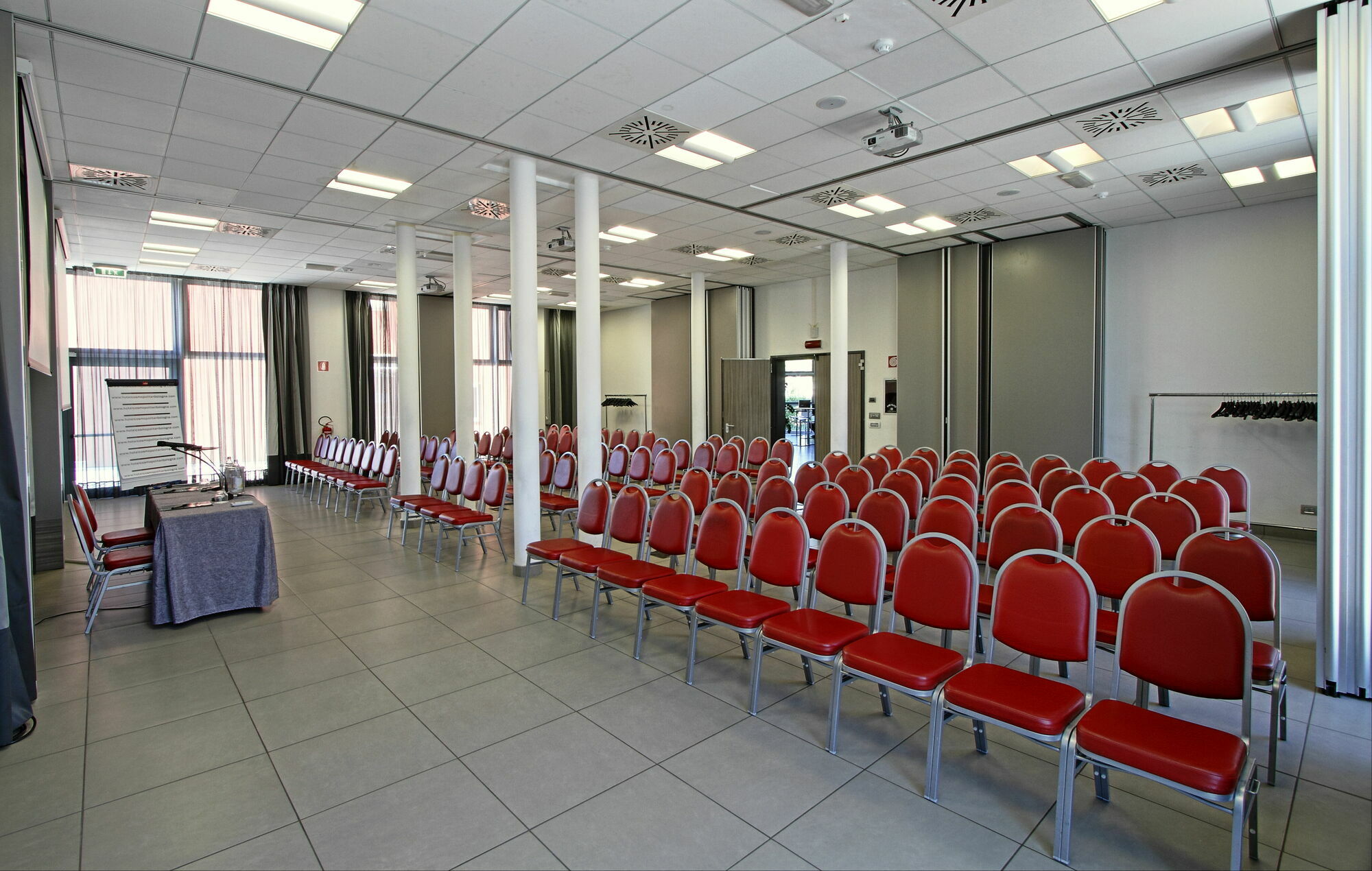 Cosmopolitan Hotel 4*