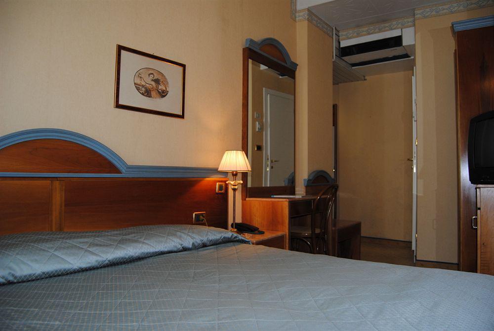 Hotel Zanhotel Regina 3*