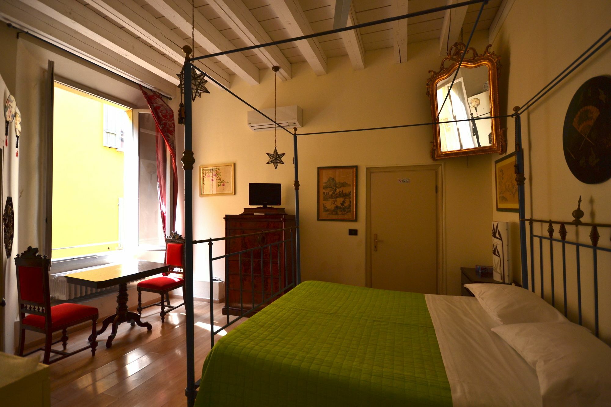 Le Stanze Del Carro By Short Holidays Gasthof Bologna