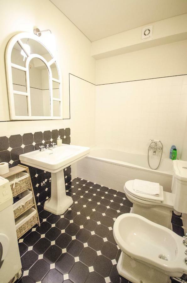 Azeglio Apartment, A Due Passi Da Piazza Maggiore *