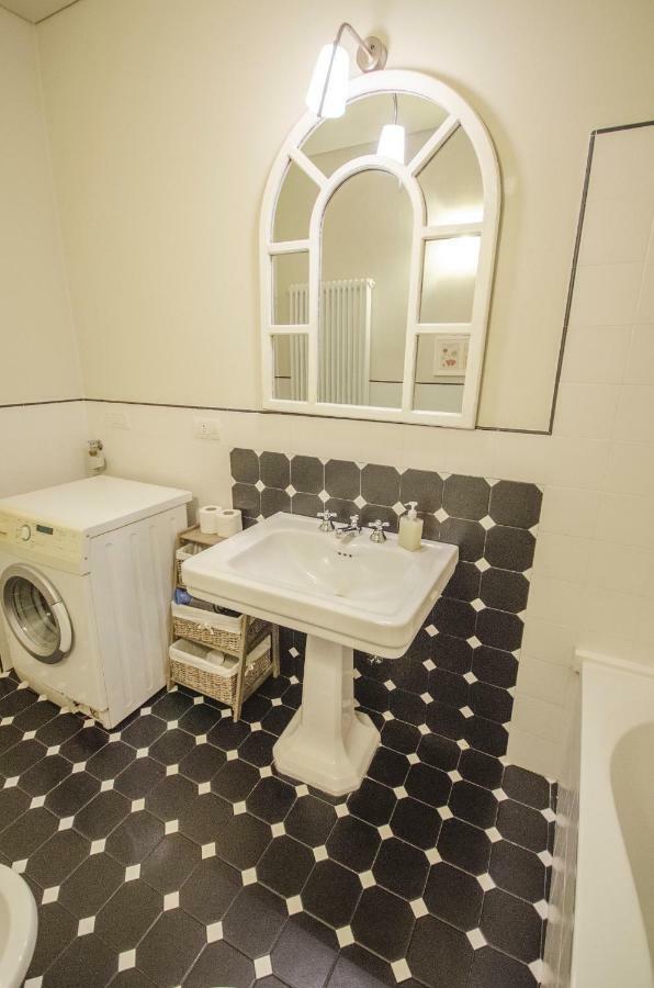 Lejlighed Azeglio Apartment, A Due Passi Da Piazza Maggiore