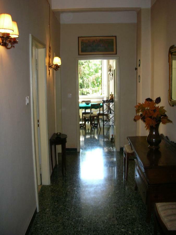 Apartment In Downtown *