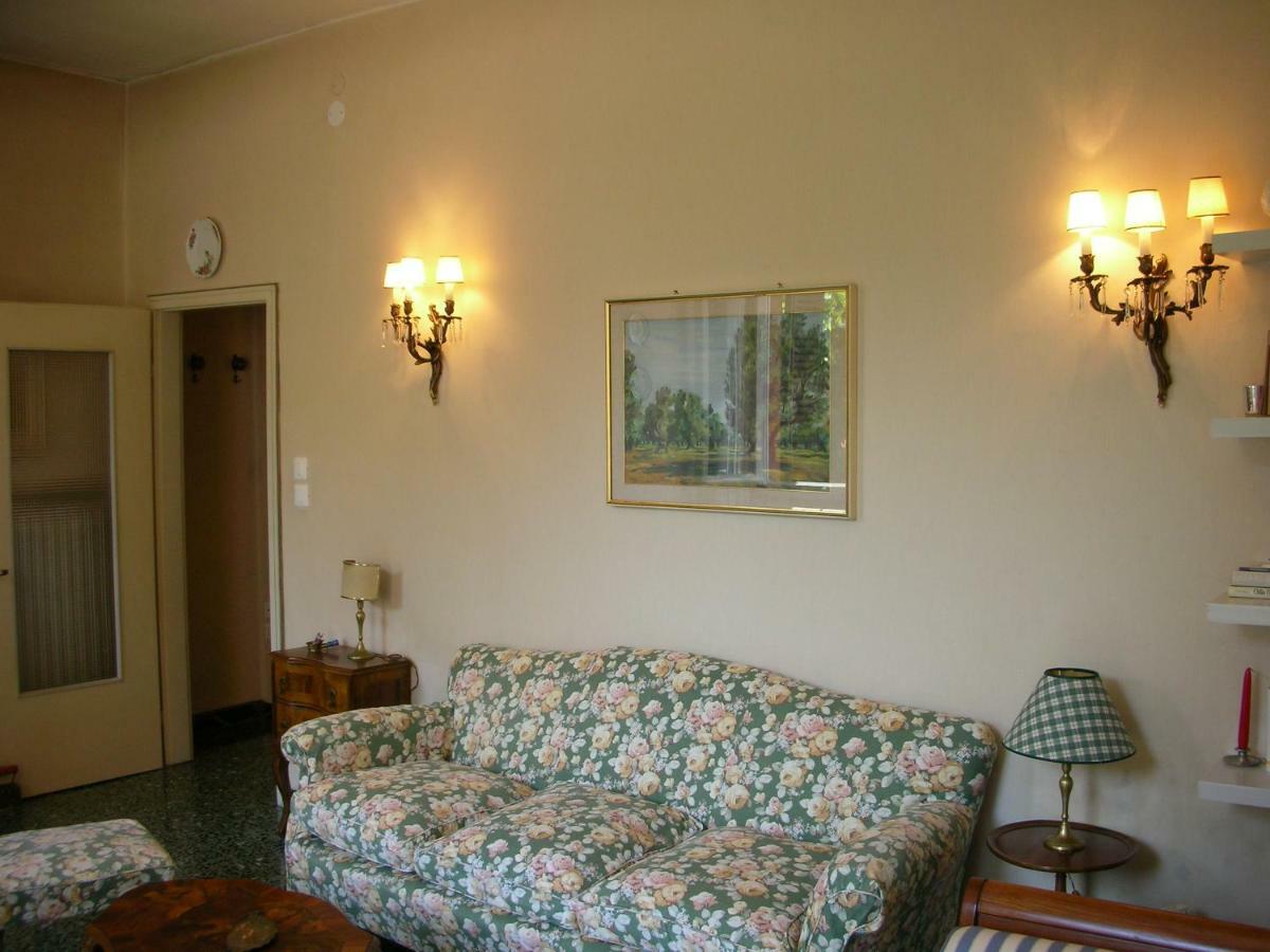 In Downtown Apartment *