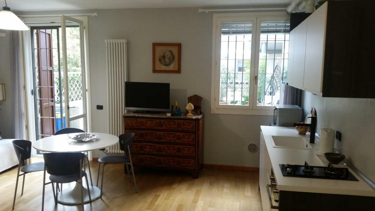 Apartment Il Giardinetto - Smart Working - Airport - Private Parking - Private Garden - Ducati - Philip Morris