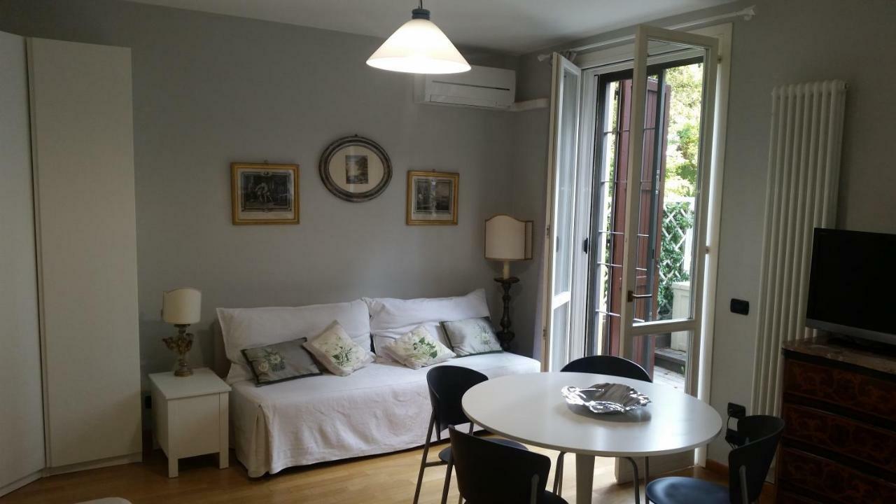 Apartment Il Giardinetto - Smart Working - Airport - Private Parking - Private Garden - Ducati - Philip Morris *