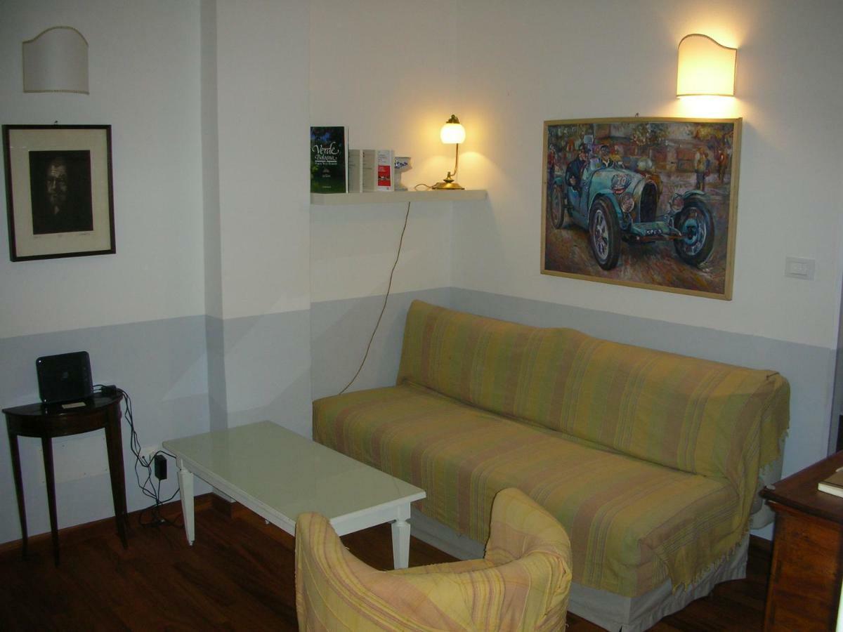Apartment In Downtown *