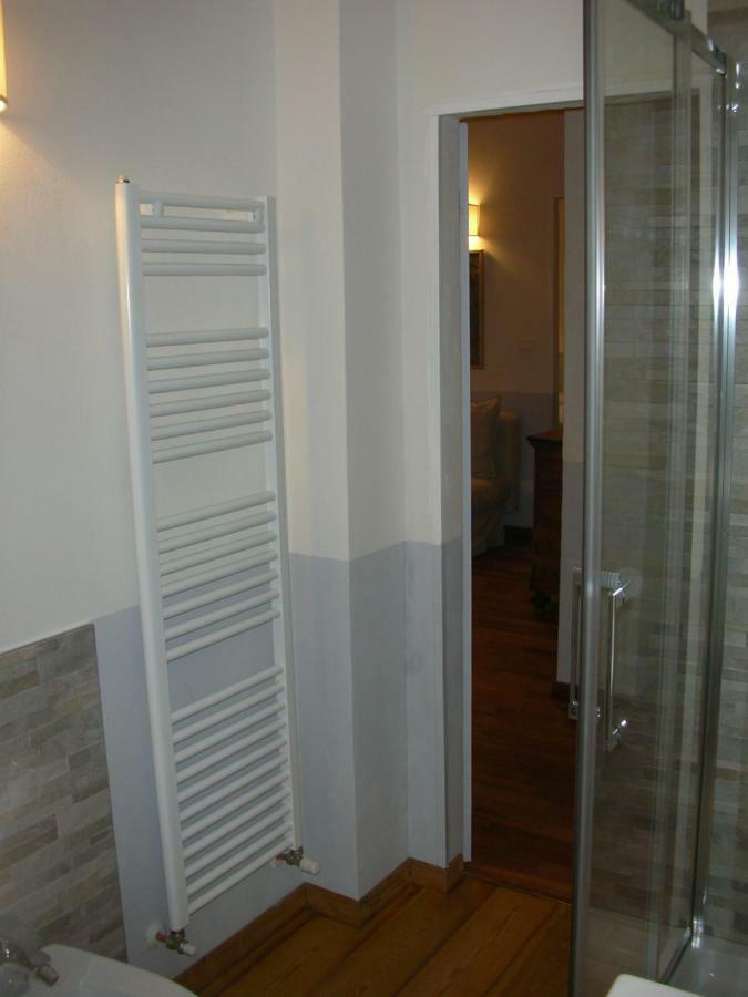 Apartment In Downtown *