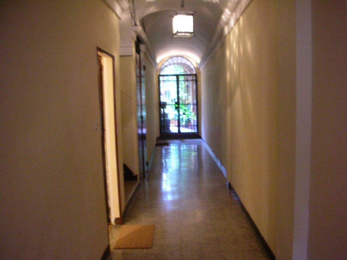 Apartment In Downtown