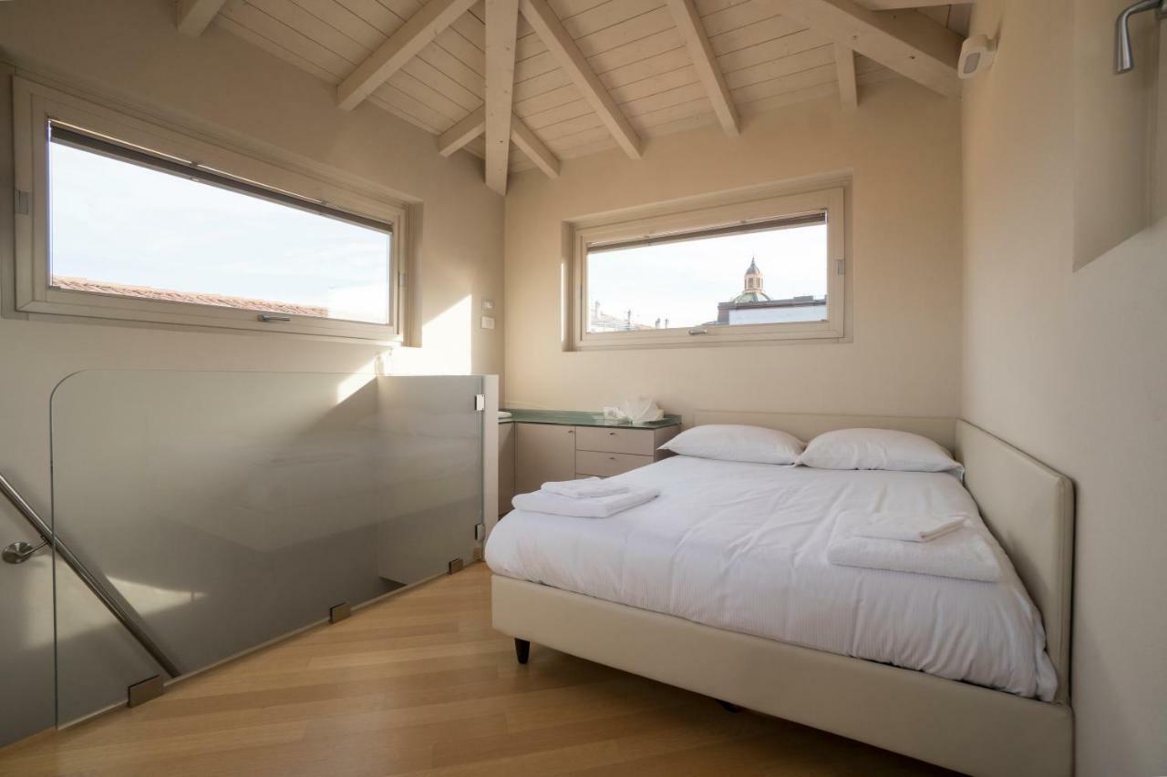 Altana Deluxe Apartment