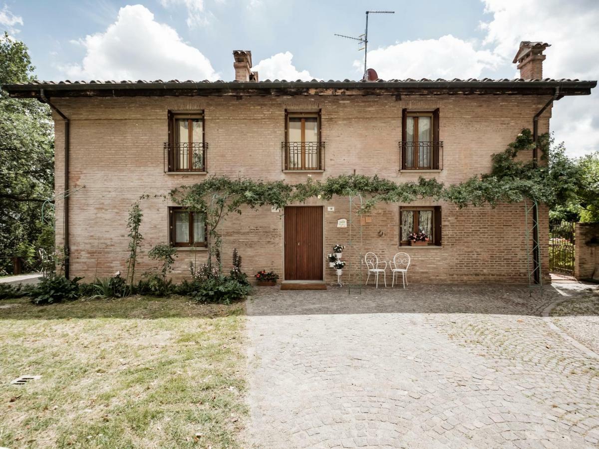 Accademia Al Colle Apartment *