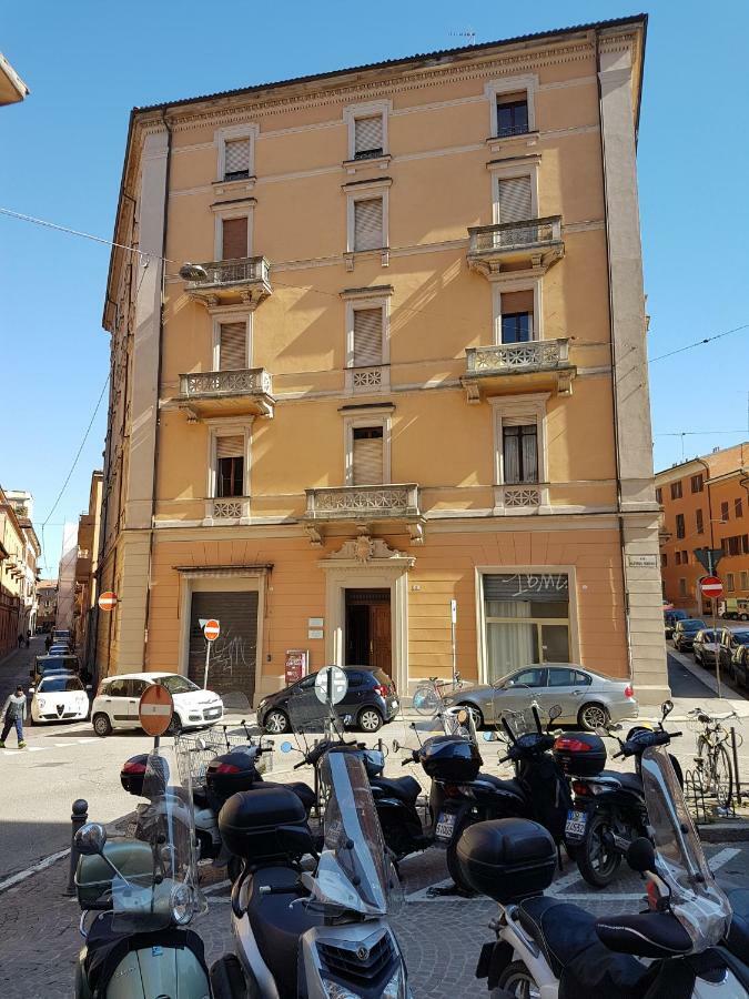 Residenza Rubbiani - Fermata Fiera E Rizzoli Bed & Breakfast Bologna