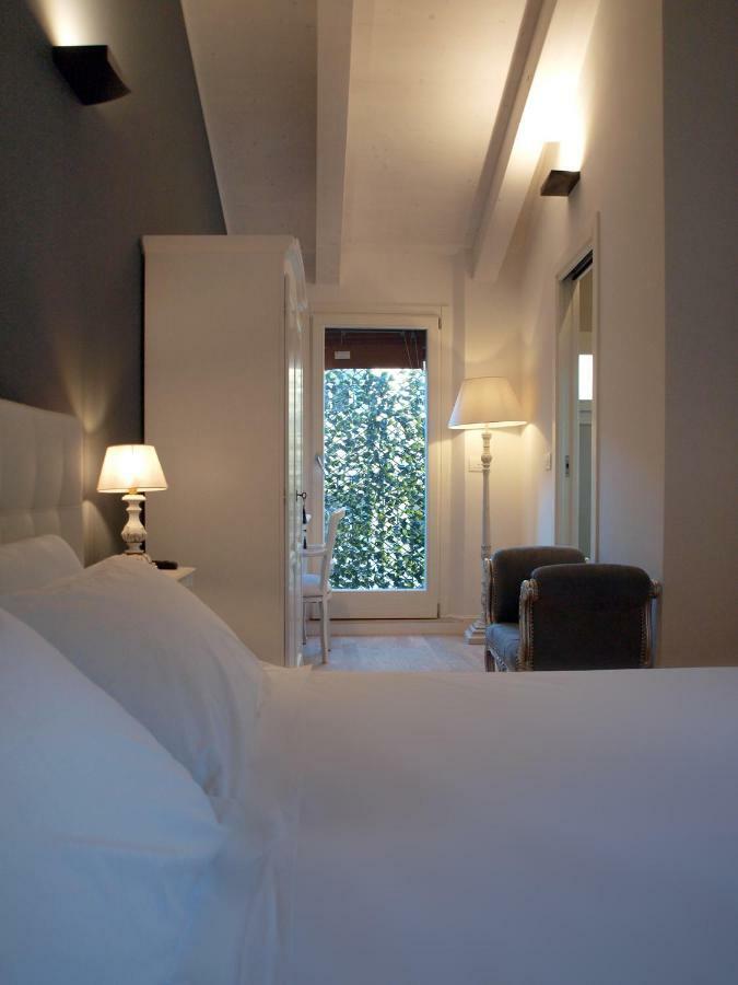 Cosmopolitan Guest house