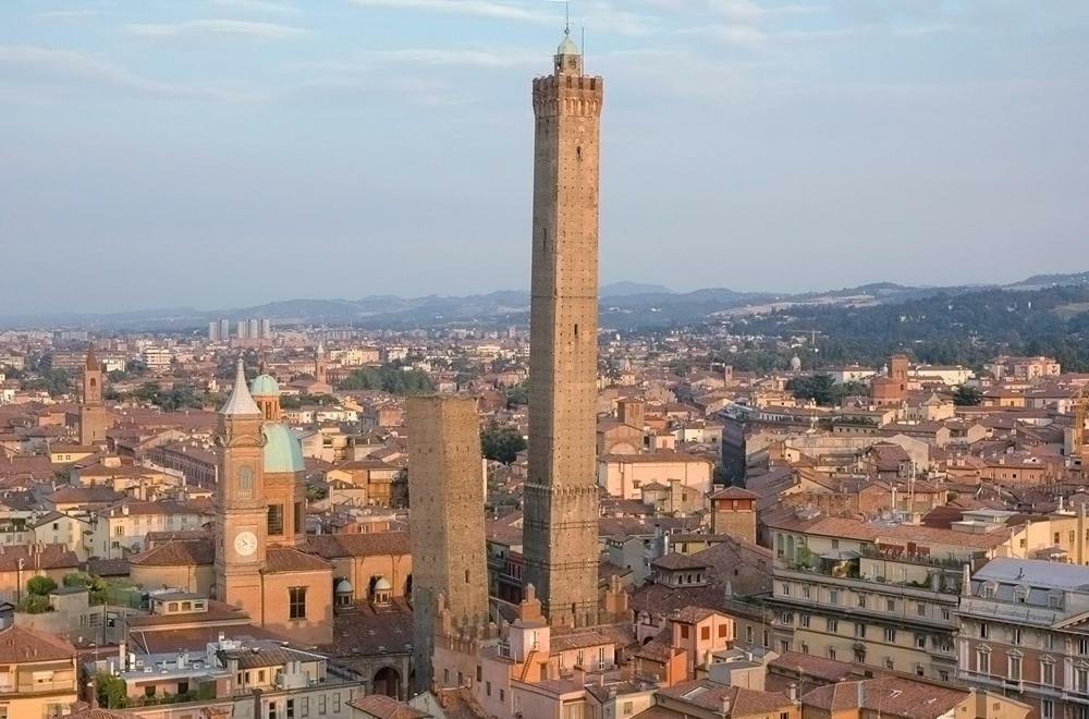 Dolcecasa Via Antonio Di Vincenzo Nr 3 Bologna * Bologne
