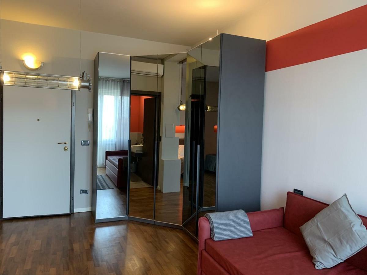 Carlotta Station Apartamento