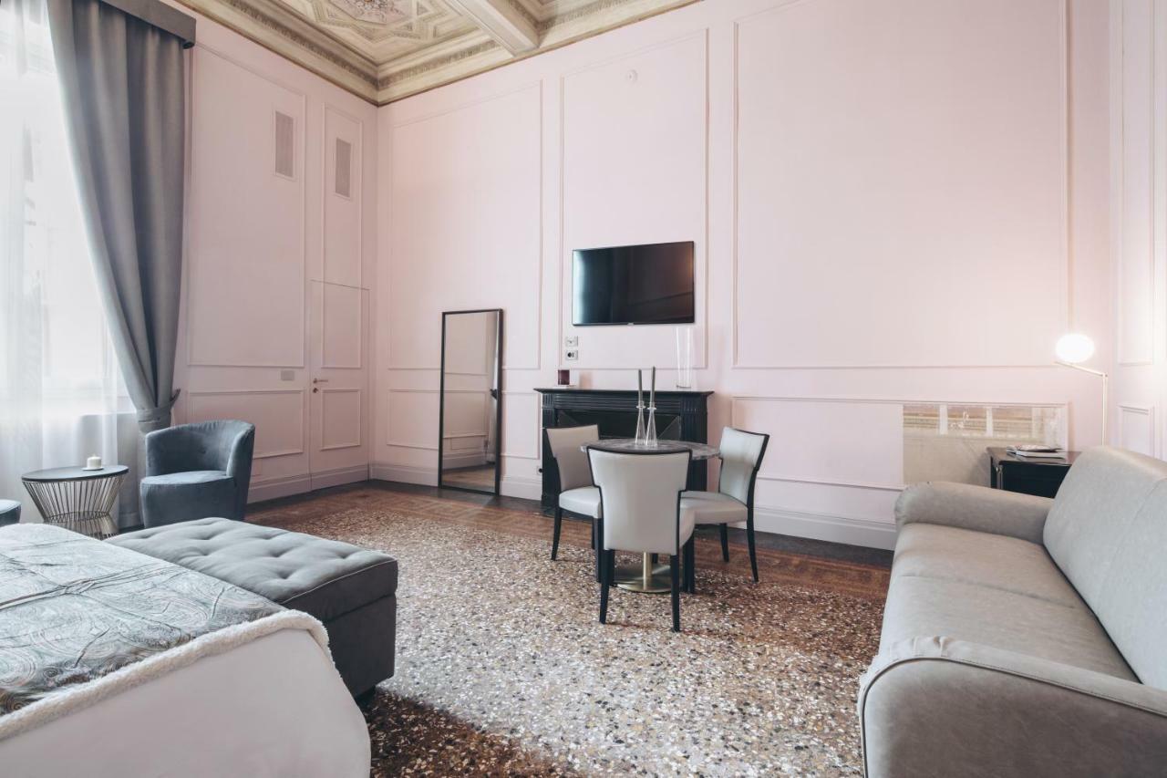 Gregorini Bingham Art Luxury Bologna