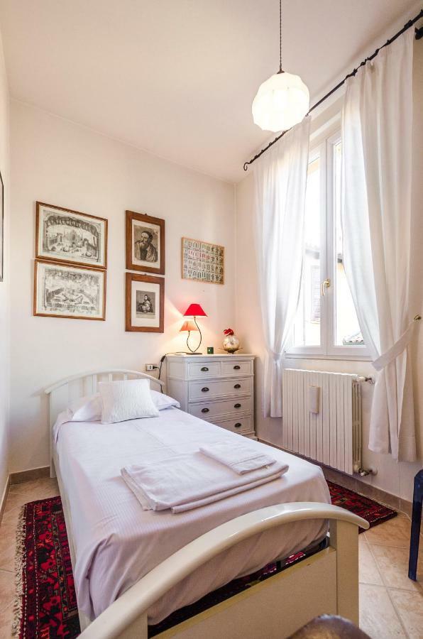 Lupari Apartment, Palazzo Storico Sotto Le Due Torri Appartement *